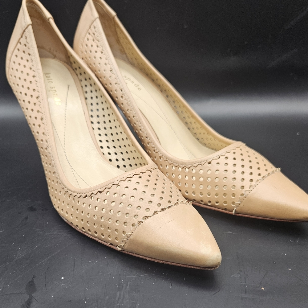 Elegant Beige Women's Pumps